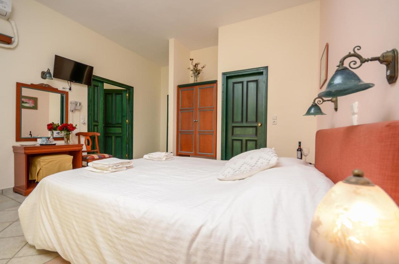 Naxos City Apollon Hotel מראה חיצוני תמונה