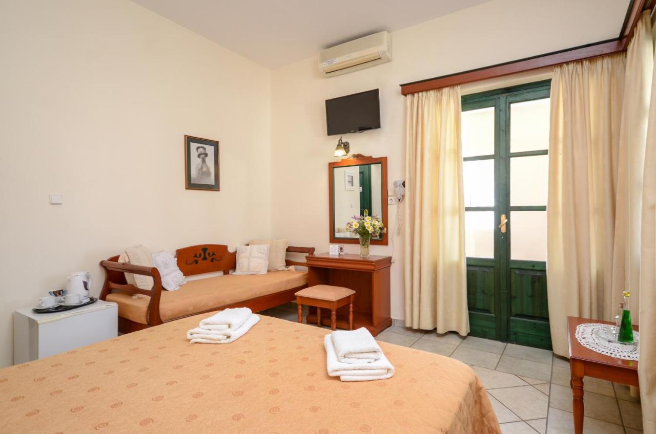 Naxos City Apollon Hotel מראה חיצוני תמונה
