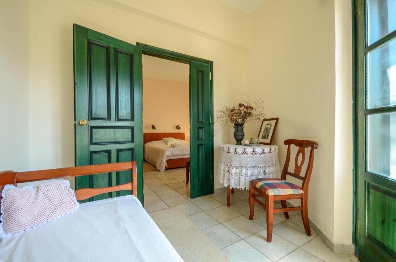 Naxos City Apollon Hotel מראה חיצוני תמונה