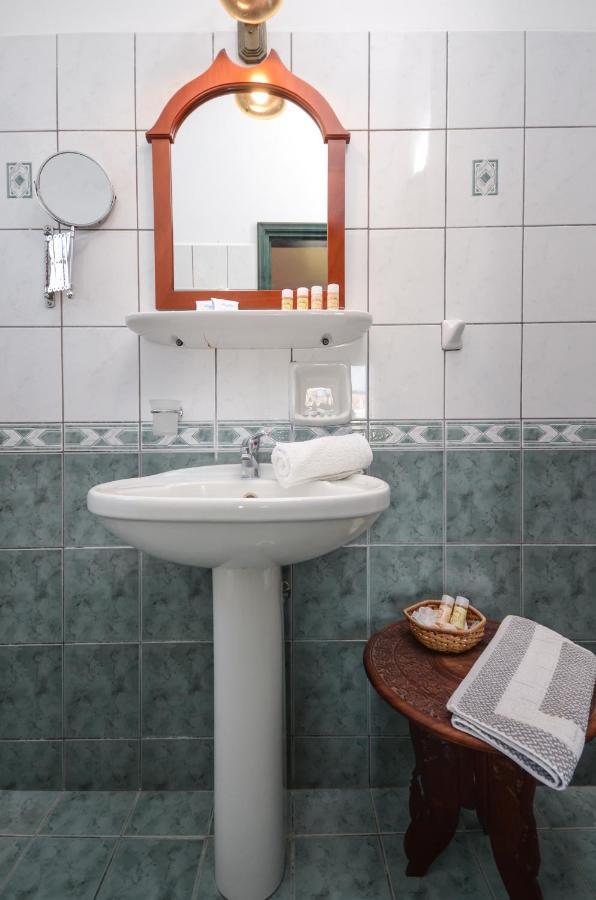 Naxos City Apollon Hotel מראה חיצוני תמונה